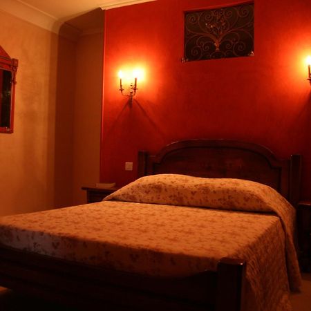 L'Aleandra Hotel Castellar Exterior photo