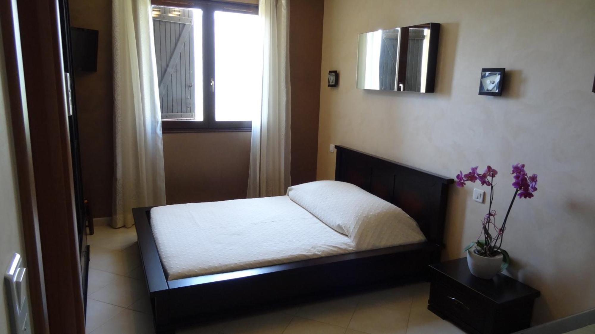 L'Aleandra Hotel Castellar Exterior photo